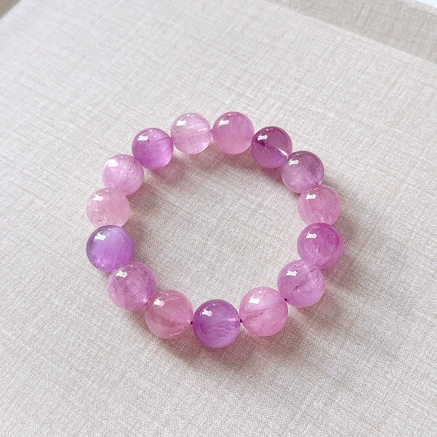 Ultra High Quality Gemmy Pinky Purple CatEye Kunzite 14.5mm Beaded Bracelet