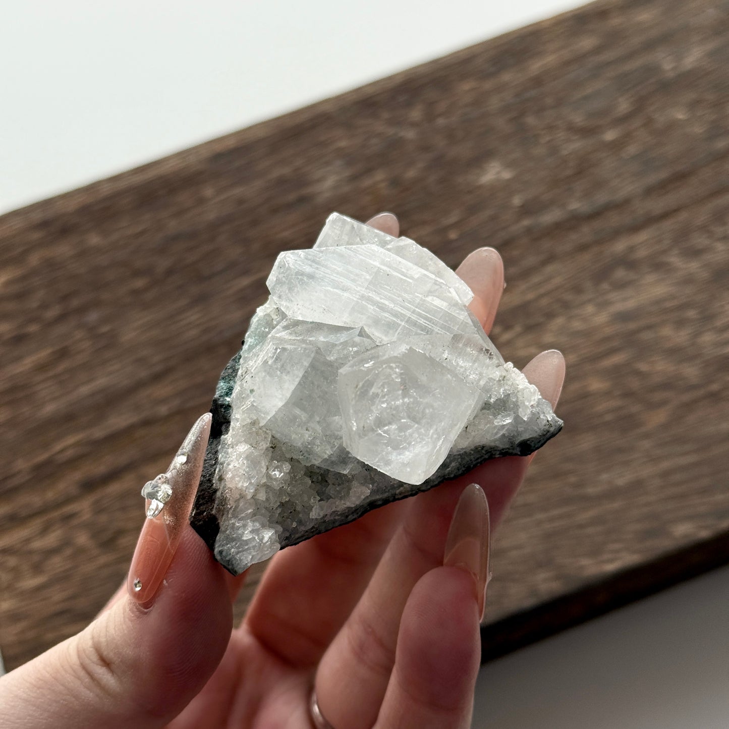 Diamond Apophyllite on Blue Green Stilbite