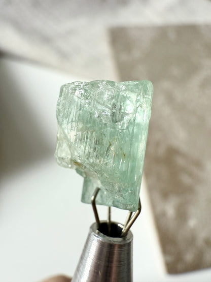 Raw Aquamarine 9.5ct Rough Gemstone 1.9 grams Specimen