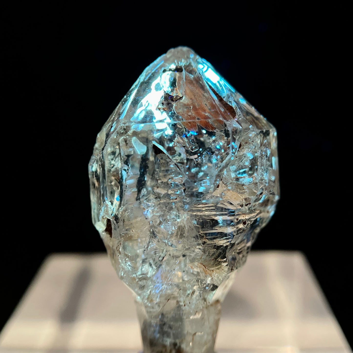 紫外線反應油石油石英原點